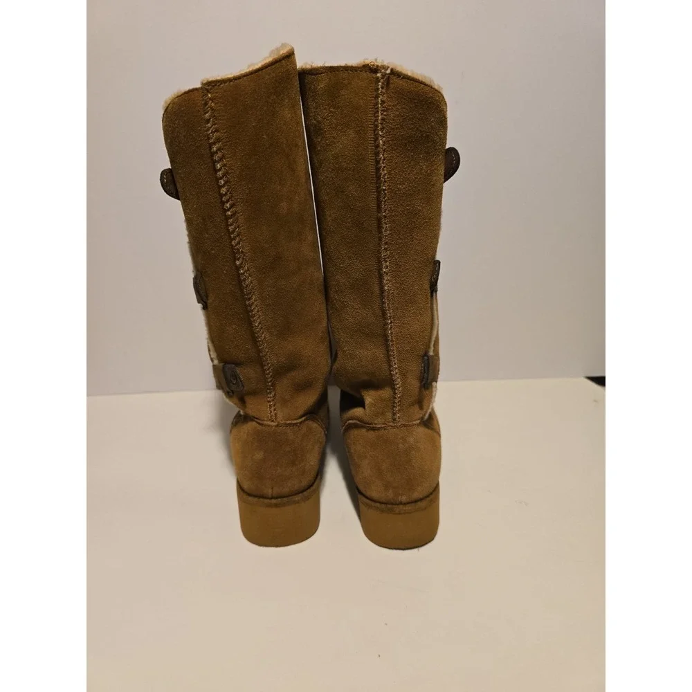 Bearpaw Women Hickory Brown Suede Tall Winter Boots Buckle Detail Wedge Sole‎ 8